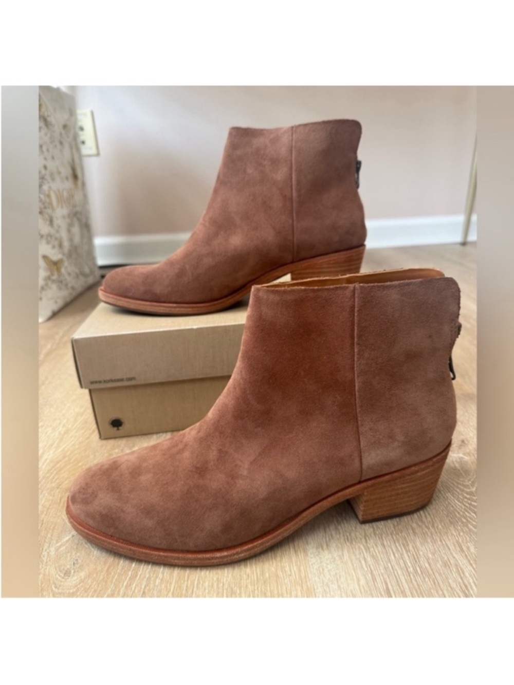 Kork-Ease Tan Suede Ankle Booties 9.5